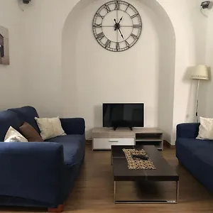 Appartement Elle's House, Savone